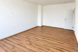 Frisch renoviert & hell – großzügige 1 Zimmer Wohnung mit neuer Küche in Düsseldorf-Unterrath – 40637 Unterrath, Düsseldorf – Vorschaubild 5