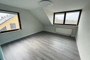2,5 Raum in ruhigem 3 Parteienhaus. DG mit großzügigem Raumgefühl. Garage optional. – Kirchharpener Straße 92, 44805 Gerthe, Bochum – Vorschaubild 7