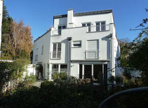 Nähe Europaschule großes neuwertiges Haus / Villa