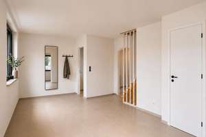 Erstbezug nach Kernsanierung – Modernes Reihenmittelhaus mit Garten, Wärmepumpe & 2 Stellplätzen