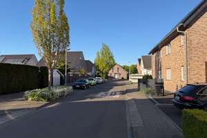 Stilvolles Wohnen in begehrter Lage von Krefeld-Benrad Nord – Freistehendes Einfamilienhaus – Die vollständige Adresse der Immobilie erhältst du vom Anbieter., 47804 Kempener Feld/Baackeshof, Krefeld – Vorschaubild 25
