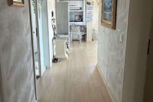 Attraktives, neuwertiges Dreifamilienhaus mit gehobener Ausstattung in bevorzugter Wohnlage – Die vollständige Adresse der Immobilie erhältst du vom Anbieter., 34576 Homberg (Efze) – Vorschaubild 4