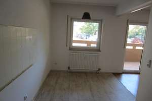 Ludwigshafen a. Rhein schöne 2 Zi WHG , 74qm nahe Zentrum, Bj 81, Stellpl – 67059 Mitte, Ludwigshafen am Rhein – Vorschaubild 5