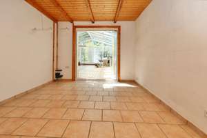 GEMÜTLICHES HAUS MIT GROSSEM, MODERNEN WINTERGARTEN - TEILWEISE UNTERKELLERT - FUSSLÄUFIG ZUR DAHME – Bärdorfer Zeile 27, 12489 Adlershof, Berlin – Vorschaubild 11