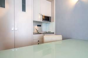 1. Möbliertes Apartment - Zentral und luxuriös Gemütliches – Charlottenstraße 60, 40210 Stadtmitte, Düsseldorf – Vorschaubild 7