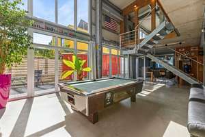 Industrielles Loft mit Charakter – ein Zuhause für Individualisten und Autofans – Die vollständige Adresse der Immobilie erhältst du vom Anbieter., 41466 Reuschenberg, Neuss – Vorschaubild 11