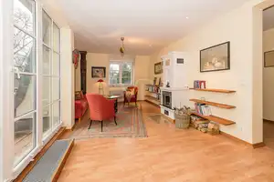 Freistehendes-Landhaus in bevorzugter Wohnlage – Berlin – Vorschaubild 2