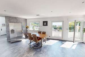 TOP moderne 3-Zimmer-Eigentumswohnung im Penthousestil mit Tiefgaragenstellplatz – Die vollständige Adresse der Immobilie erhältst du vom Anbieter., 42555 Langenberg, Velbert – Vorschaubild 2
