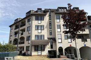Bonn-Hardtberg - Gepflegte 2,5-Zimmer Dachgeschosswohnung in ruhiger Lage