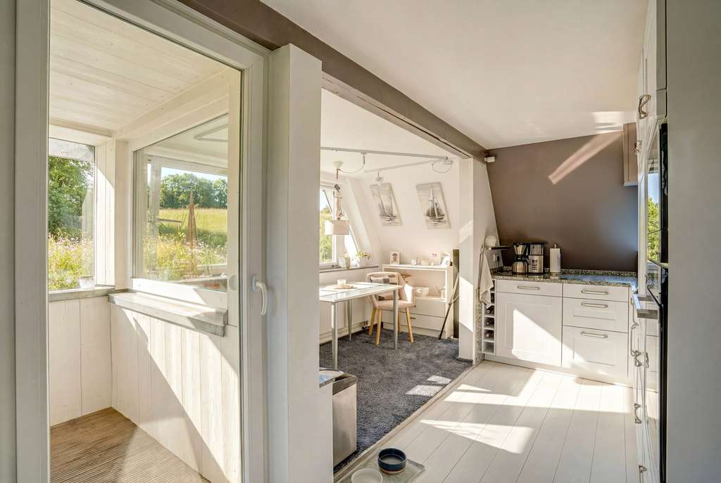 Immobilie in Borgwedel - Traumhaus mit Schleiblick! Idyllische Toplage zwischen Feld & Wasser! Nur wenige Schritte zum Hafen! - Bild 3