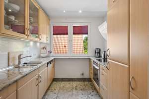 Exklusive Dachgeschosswohnung mit wohnlich ausgebautem Spitzboden in Bestlage von Marienthal – Die vollständige Adresse der Immobilie erhältst du vom Anbieter., 22043 Marienthal, Hamburg – Vorschaubild 9