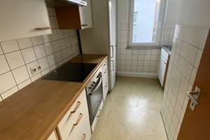 Geräumige und sanierte 2-Zimmer-Wohnung mit Balkon und Einbauküche in Reutlingen – Lindachstraße 26, 72764 Reutlingen-Mitte, Reutlingen – Vorschaubild 5