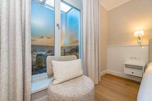 Refugium unter Reet
DHH in Toplage von Wenningstedt-
Genehmigte Ferienvermietung! – Die vollständige Adresse der Immobilie erhältst du vom Anbieter., 25996 Wenningstedt-Braderup (Sylt) – Vorschaubild 43