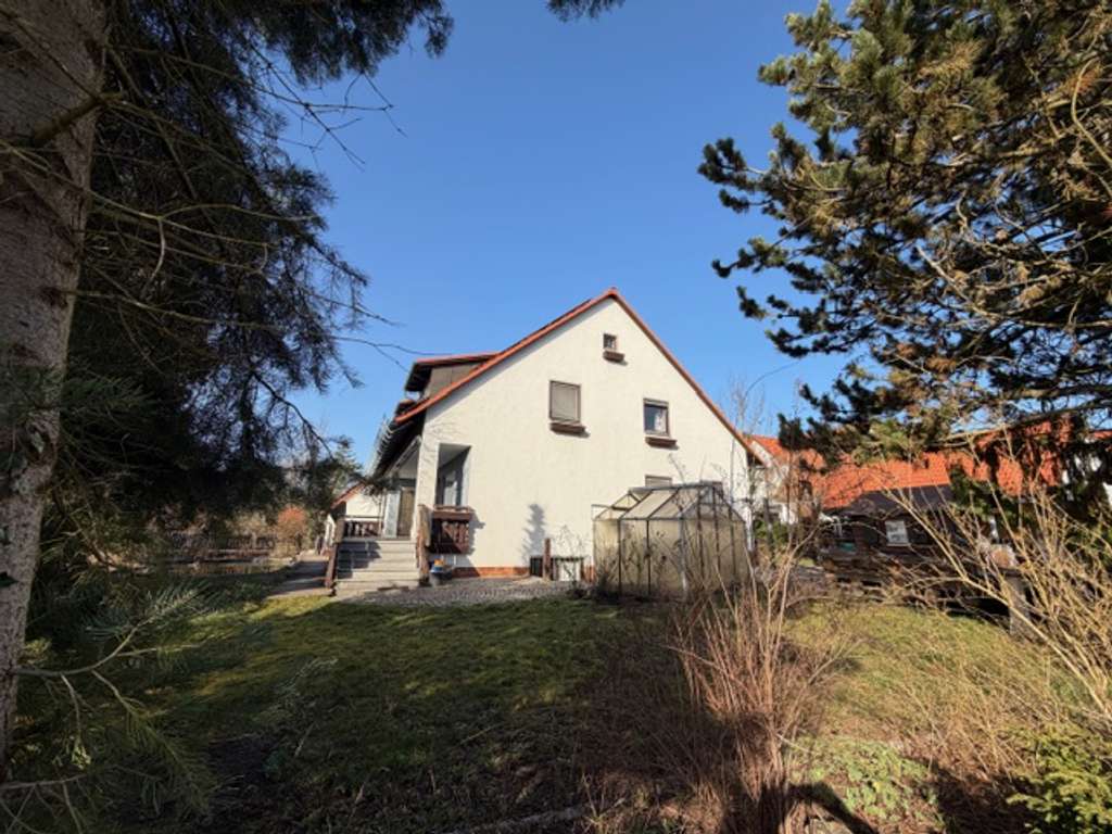 Immobilie in Roth - Frei!! Großzügiges Ein- oder Zweifamilienhaus mit Terrasse, Garten, Garage+Stellplätze und neuer Pho - Bild 4