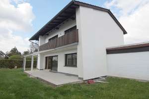Modernisiertes Architektenhaus mit großer Südterrasse – Die vollständige Adresse der Immobilie erhältst du vom Anbieter., 94315 Ittling, Straubing – Vorschaubild 1