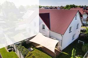 Exklusive Doppelhaushälfte in Langenhagen-Engelbostel – Die vollständige Adresse der Immobilie erhältst du vom Anbieter., 30855 Langenhagen – Vorschaubild 2