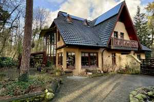 Großes Wohnhaus in der Natur, nur wenige Minuten vom Zentrum in Löningen! *Provisionsfrei* – Cloppenburg (Kreis) – Vorschaubild 1