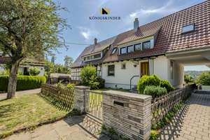 Wohnen im Grünen: Gemütliches Reihenmittelhaus mit großem Garten