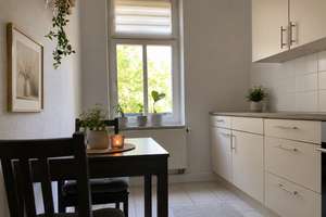 Charmante Gründerzeitwohnung mit Stellplatz und idyllischer Gartenanlage – Wohnen im beliebten Le – Die vollständige Adresse der Immobilie erhältst du vom Anbieter., 4299 Stötteritz, Leipzig – Vorschaubild 13