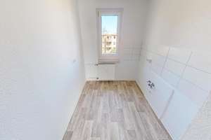 Wunderschöne Balkonwohnung mit Blick ins Grüne – L.-Ebersberger-Str. 15, 9127 Gablenz, Chemnitz – Vorschaubild 3