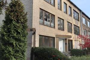 Attraktives Mehrfamilienhaus in bester Lage von Düsseldorf - Kaiserswerth!

 – Die vollständige Adresse der Immobilie erhältst du vom Anbieter., 40489 Kaiserswerth, Düsseldorf – Vorschaubild 2