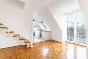 MIT Erbpacht - moderne Dachgeschoss Maisonette-Wohnung, mediterranes Flair & nah am Rhein! – Steinkribbenstraße 11, 40597 Benrath, Düsseldorf – Vorschaubild 5
