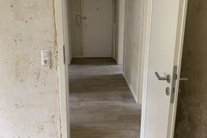 Teilsanierte 3,5 Zimmer-Whg. mit Balkon zum 01.11.2026 – Hultschiner Straße 135, 47055 Wanheimerort, Duisburg – Vorschaubild 10