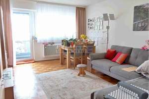2-Zimmer-Wohnung mit Balkon im Regensburger Stadtwesten – Die vollständige Adresse der Immobilie erhältst du vom Anbieter., 93049 Westenviertel, Regensburg – Vorschaubild 1