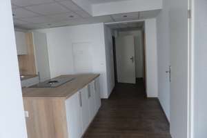 Möblierte 2-Zimmer-Wohnung im Zentrum Metzingens – Schönbeinstrasse 12, 72555 Metzingen – Vorschaubild 9