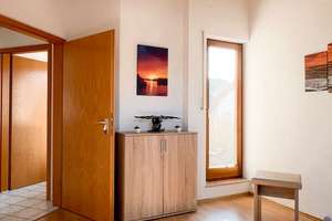 Wunderschöne Dachgeschosswohnung mit Kaminofen, zwei Balkonen und viel Privatsphäre in Reutlingen – Die vollständige Adresse der Immobilie erhältst du vom Anbieter., 72762 Reutlingen-Mitte, Reutlingen – Vorschaubild 10