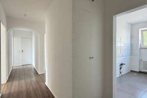 Gepflegte 3-Zimmer-Wohnung mit Balkon in zentraler Lage – Die vollständige Adresse der Immobilie erhältst du vom Anbieter., 42853 Mitte, Remscheid – Vorschaubild 8