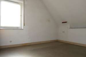 Achenbach: Einfamilienhaus mit Einliegerwohnung – Die vollständige Adresse der Immobilie erhältst du vom Anbieter., 57072 Siegen, Siegen – Vorschaubild 15