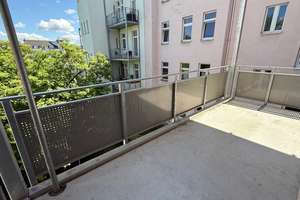 2. OG / Laminat /  Wanne+Dusche+Fenster /  zwei Balkon u.v.m. – Jahnstraße 57, 9126 Lutherviertel, Chemnitz – Vorschaubild 8