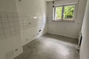 Familienfreundliche 4-Zimmer-Wohnung mit Balkon und Waschmaschinenanschluss in der Wohnung – Einhardstraße 39, 36039 Fulda – Vorschaubild 8