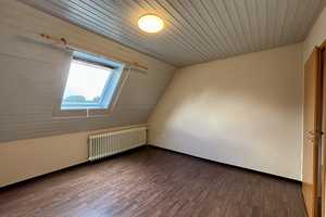 * Vielfältige Nutzungsmöglichkeiten * gute Sichtbarkeit * Parkflächen vor dem Objekt * Garage * – Aurich (Kreis) – Vorschaubild 19