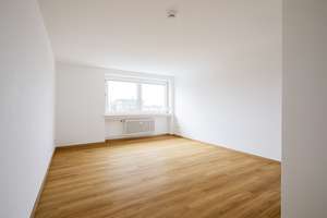 Gut geschnittenes 1-Zi.-Appartement mit EBK am Oberhauser-Bahnhof