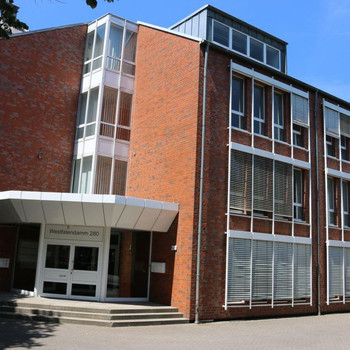 Boulevard B1 | sofort verfügbare Büroeinheit | Stellplätze 