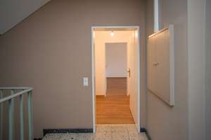 ** Modern sanierte 2-Zimmer-Wohnung mit schöner Loggia ** – Ottostraße 17, 47198 Hochheide, Duisburg – Vorschaubild 2