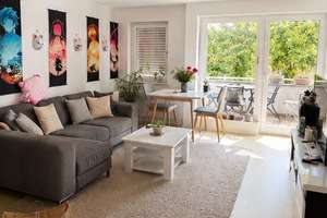 Helle  2-Zimmer-Wohnung im 1. OG 