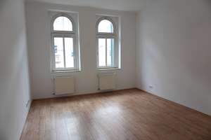 SCHÖNE SANIERTE ALTBAUWOHNUNG MIT EINBAUKÜCHE IM HERZEN VON DÜSSELDORF ELLER – 40229 Eller, Düsseldorf – Vorschaubild 4