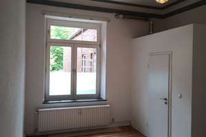 Erstbezug nach Sanierung: 1-Zimmer-Altbauwohnung in Top-Innenstadtlage – provisionsfrei