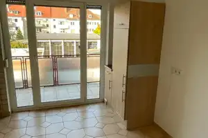 Schöne 2-Zimmer-Wohnung mit Einbauküche in Alt- Saarbrücken – Heuduckstraße 28, 66117 Stadtverband Saarbrücken (Kreis) – Vorschaubild 5