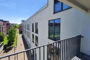 Wohnen am Europahafen: Helle 2 ZKB mit Balkon und EBK in der Überseestadt!