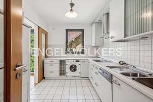 Lichtdurchflutete 4-Zimmer-Wohnung mit Balkon und Tiefgaragenstellplatz im Komponistenviertel – Die vollständige Adresse der Immobilie erhältst du vom Anbieter., 12207 Lichterfelde, Berlin – Vorschaubild 7