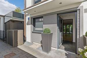 Exklusives Endreihenhaus mit Pool in Bestlage von Bogenhausen-Englschalking – Die vollständige Adresse der Immobilie erhältst du vom Anbieter., 81929 Daglfing, München – Vorschaubild 23