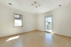 Ihr neues Zuhause im Altbau – 3 Zimmer in begehrter Lage von Feuerbach – Die vollständige Adresse der Immobilie erhältst du vom Anbieter., 70469 Lemberg/Föhrich, Stuttgart – Vorschaubild 5