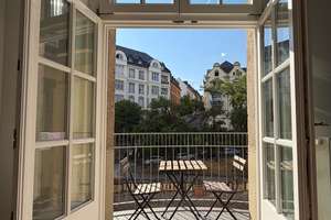 Bright Two-Room Furnished Apartment with a Balcony Above Wiesbaden´s Historic Thermal Baths- – Langgasse 38-40, 65183 Mitte, Wiesbaden – Vorschaubild 3