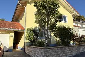 Sehr schönes 2 Fam. Haus in ruhiger Lage von Bernried mit sehr viel Potenzial !! – Ahornplatz 5, 82347 Bernried am Starnberger See – Vorschaubild 2