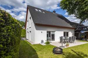 Provisionsfrei! - Von Privat: Helles Einfamilienhaus freistehend in zweiter Reihe – Die vollständige Adresse der Immobilie erhältst du vom Anbieter., 22399 Poppenbüttel, Hamburg – Vorschaubild 40