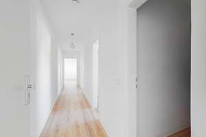 Ideal geschnittene 2-Raum-Wohnung mit Balkon und Weitblick in Wuppertal Langerfeld – Heinrich-Böll-Straße 200, 42277 Langerfeld-Beyenburg, Wuppertal – Vorschaubild 3